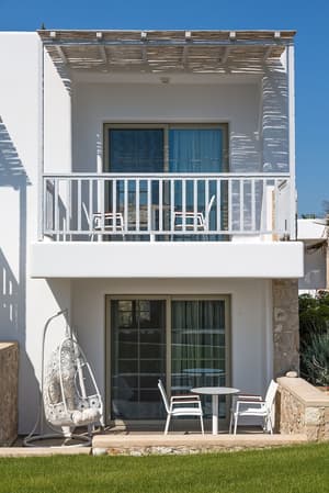 thumbnail: Exterior