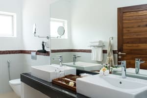 thumbnail: Bathroom