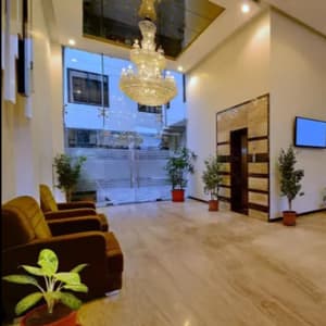 thumbnail: Interior entrance