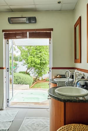 thumbnail: Private spa tub