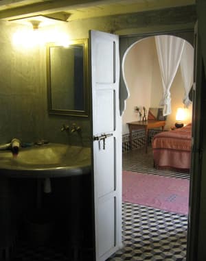 thumbnail: Bathroom sink