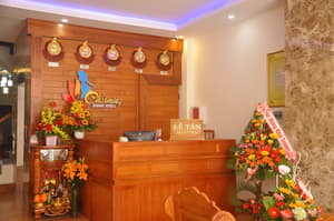 thumbnail: Reception