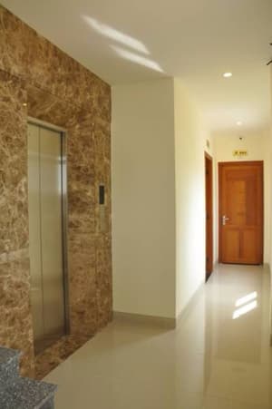 thumbnail: Interior