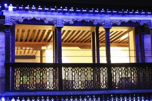 thumbnail: Exterior detail
