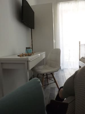 thumbnail: Room amenity
