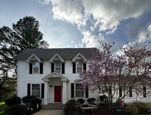 thumbnail: Front of property