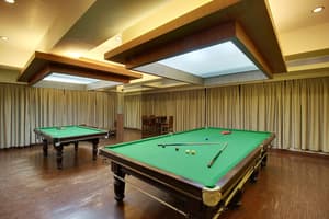 thumbnail: Billiards