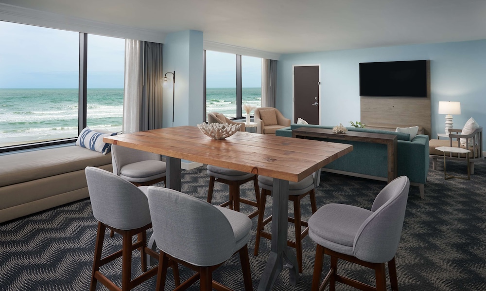 Beach/ocean view
