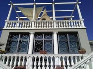thumbnail: Exterior