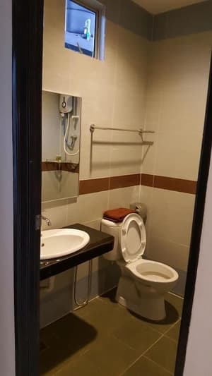 thumbnail: Bathroom