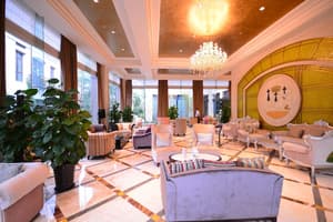 thumbnail: Business center