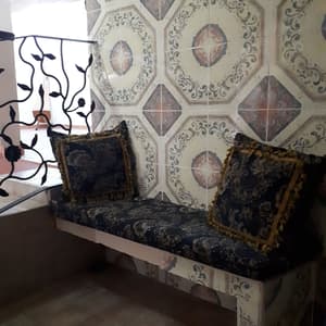 thumbnail: Lobby sitting area