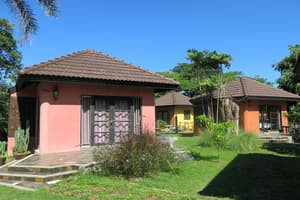 thumbnail: Exterior