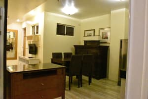 thumbnail: In-room dining