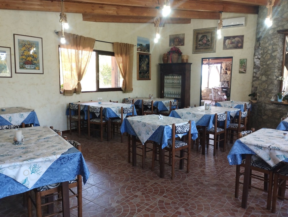 Restaurant-cafeteria