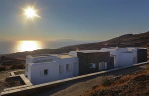 thumbnail: Exterior