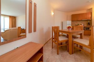 thumbnail: Dining