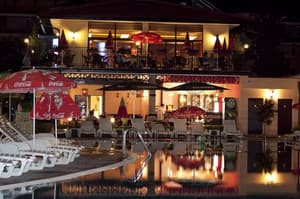 thumbnail: Bar (on property)