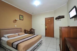thumbnail: Room