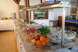 thumbnail: Breakfast area