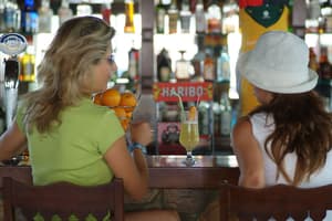 thumbnail: Bar (on property)