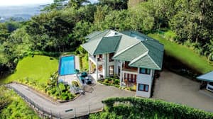 thumbnail: Exterior
