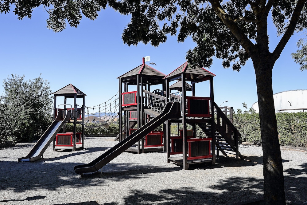 Children's play area - outdoor