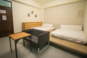 thumbnail: Room