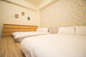 thumbnail: Room