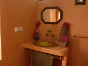 thumbnail: Bathroom sink
