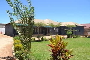 thumbnail: Property grounds
