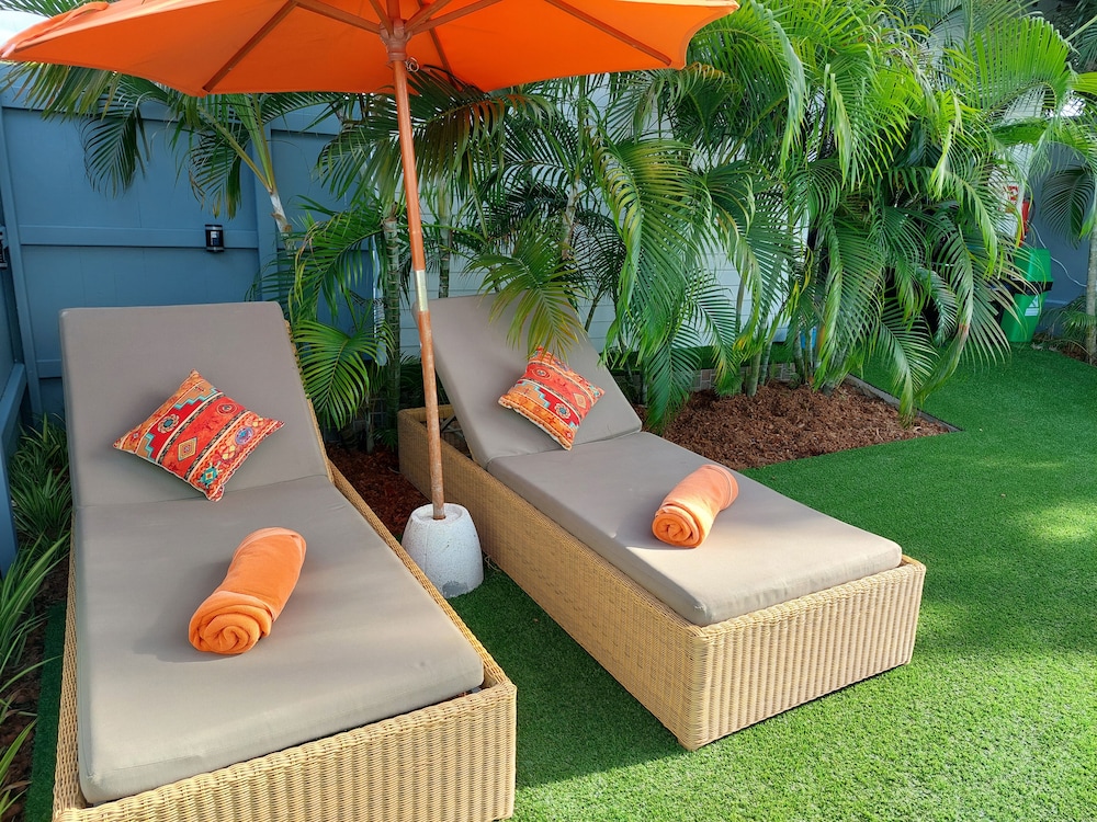 Swimming pool-spa