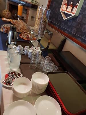 thumbnail: Restaurant