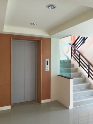 thumbnail: Hallway