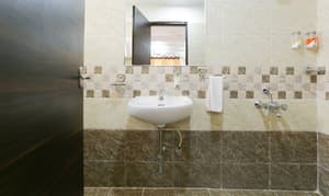 thumbnail: Bathroom