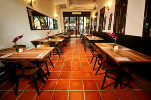 thumbnail: Cafe