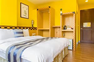 thumbnail: Room