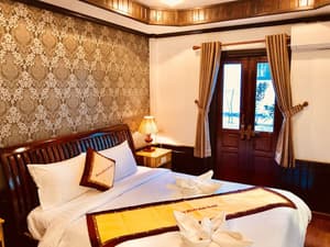 thumbnail: Room