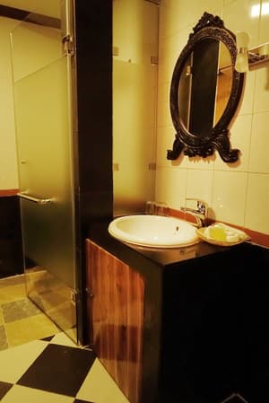 thumbnail: Bathroom