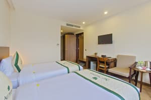thumbnail: Room