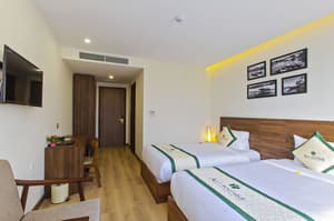 thumbnail: Room