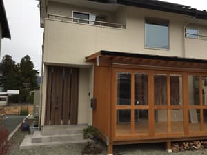 thumbnail: Front of property