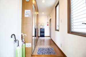 thumbnail: Interior