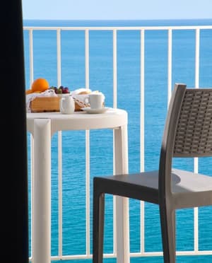 thumbnail: Breakfast area