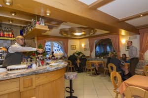 thumbnail: Bar (on property)