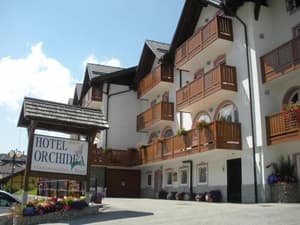 thumbnail: Exterior