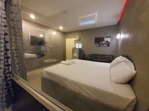 thumbnail: Room