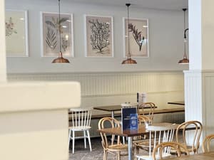 thumbnail: Restaurant