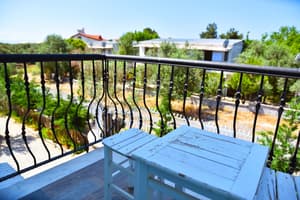 thumbnail: Balcony