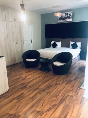 thumbnail: Room